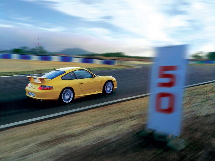  Porsche 911 GT3 2003 года  (фото 2 из 33)
